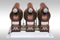 Трансформатор 3хЗНОЛП-10 10000/√3 100/√3 100/3 0,5 У3